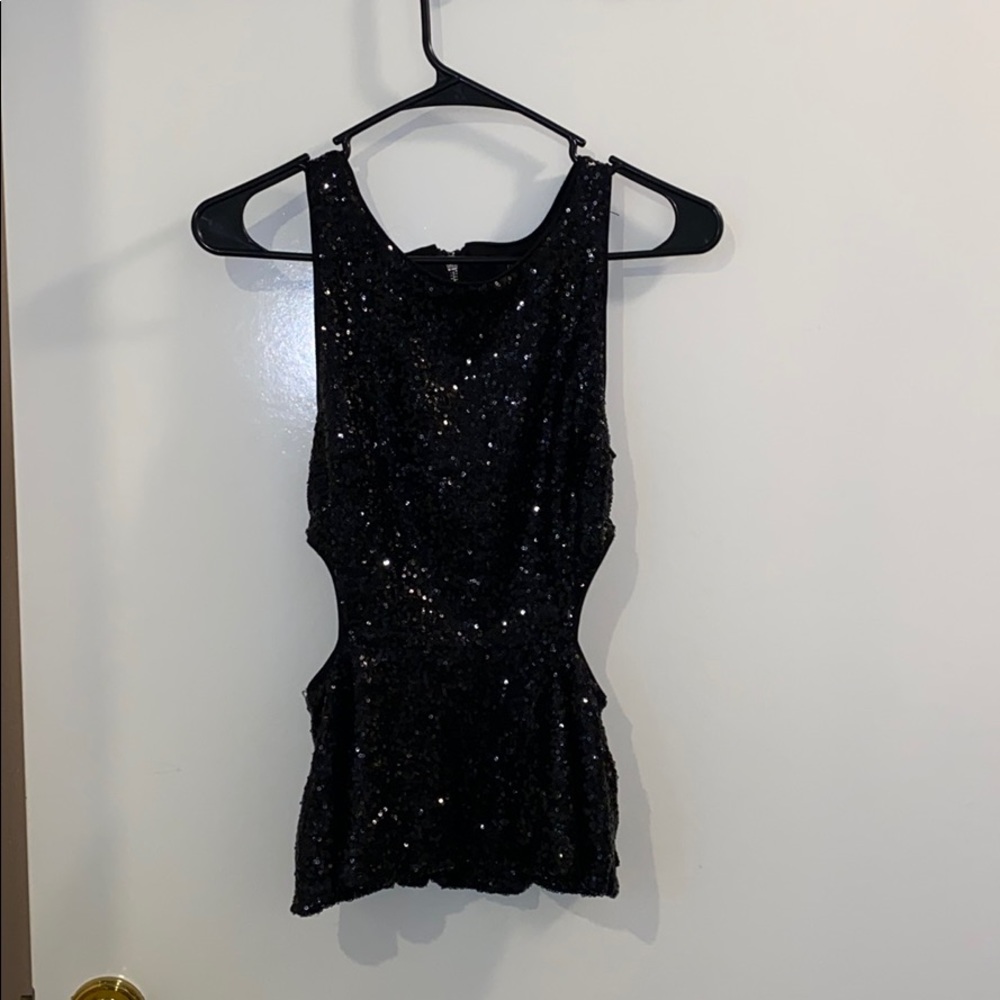 Sparkly black top